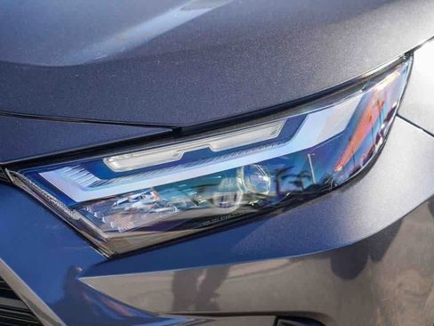 New 2025 Toyota RAV4 LE image 4