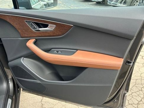 Used 2025 Audi Q7 2.0T Premium Plus w/ Premium Plus Package image 24