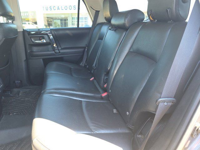 Used 2017 Toyota 4Runner TRD Off-Road AWD/4WD image 10