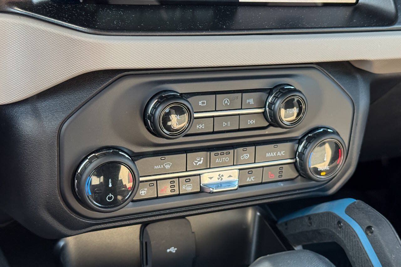 Used 2022 Ford Bronco Wildtrak AWD/4WD image 33