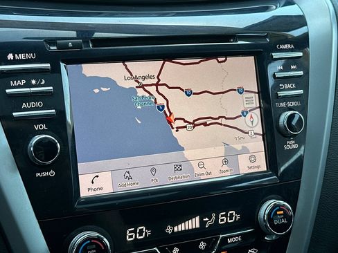 Used 2019 Nissan Murano SV AWD/4WD image 18
