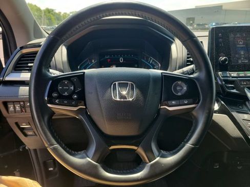 Used 2024 Honda Odyssey Touring image 31