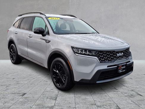 Used 2022 Kia Sorento S AWD/4WD image 3