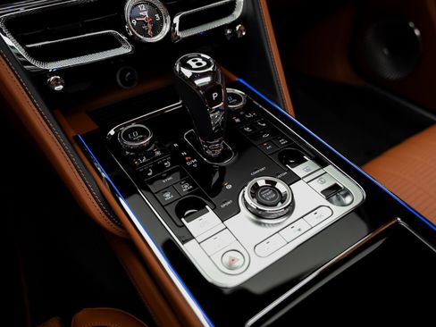 Used 2022 Bentley Flying Spur V8 AWD/4WD image 52