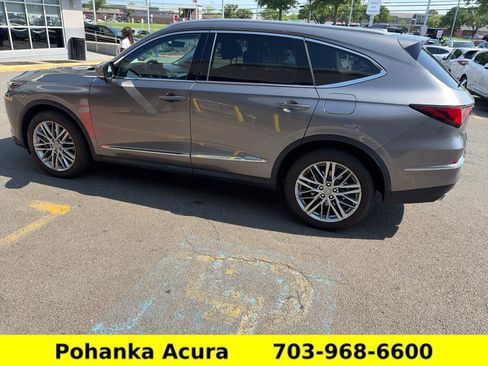 Used 2023 Acura MDX SH-AWD w/ Advance Package image 2