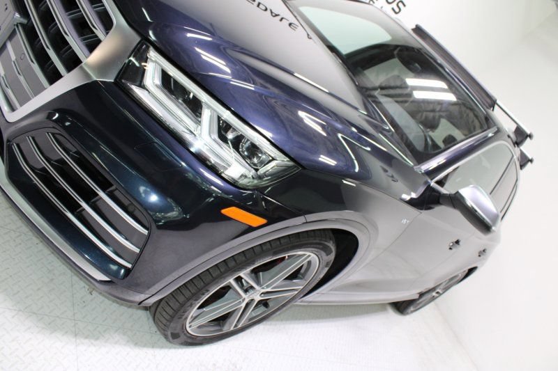 Used 2018 Audi SQ5 Premium Plus w/ S Sport Package AWD/4WD image 13