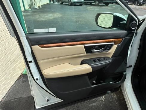 Used 2019 Honda CR-V EX-L image 16
