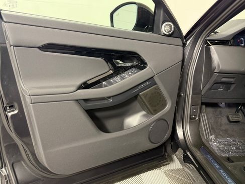 New 2026 Land Rover Range Rover Evoque S AWD/4WD image 21