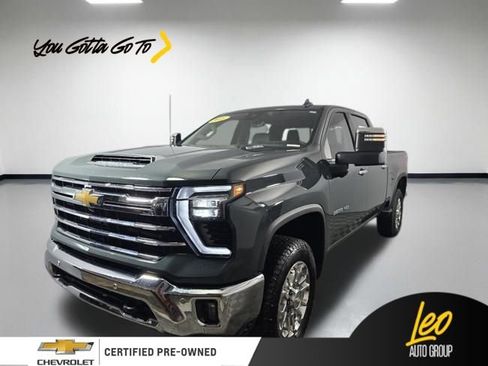 Used 2025 Chevrolet Silverado 3500 LTZ w/ LTZ Premium Package image 1