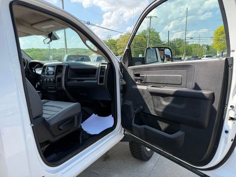 Used 2018 RAM 5500 Tradesman w/ Max Tow Package AWD/4WD image 35