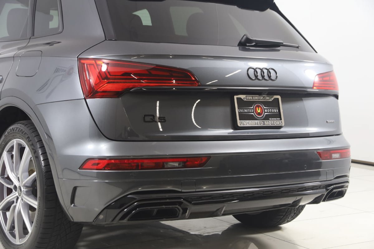 Used 2025 Audi Q5 e Premium Plus AWD/4WD image 21