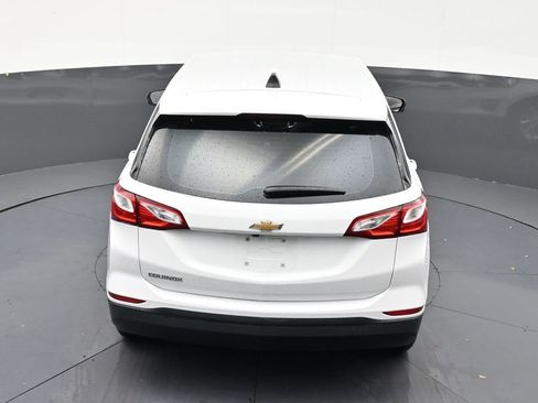Used 2020 Chevrolet Equinox LS FWD image 16