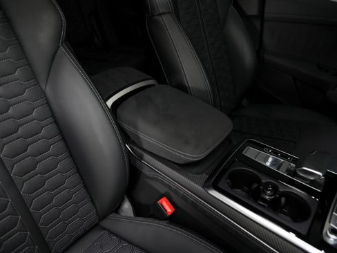 Used 2026 Audi RS Q8 performance AWD/4WD image 38