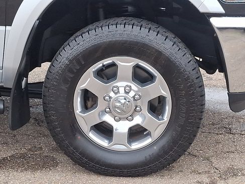 Used 2018 RAM 2500 Big Horn w/ Harvest Edition image 8