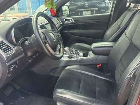 Used 2018 Jeep Grand Cherokee Altitude image 6