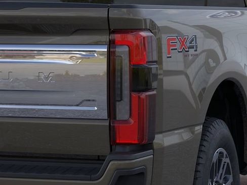New 2026 Ford F250 Platinum AWD/4WD image 21