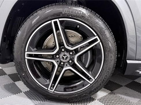 New 2026 Mercedes-Benz GLS 450 4MATIC image 8