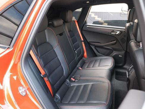 Used 2022 Porsche Macan GTS AWD/4WD image 45