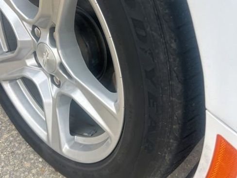 Used 2022 Chevrolet Camaro LT image 6