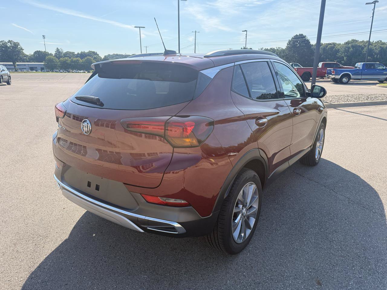 Used 2023 Buick Encore GX Essence w/ Experience Buick Package AWD/4WD image 3