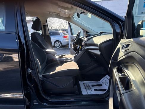 Used 2015 Ford Escape S image 11