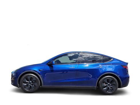 Used 2025 Tesla Model Y Long Range AWD/4WD image 3