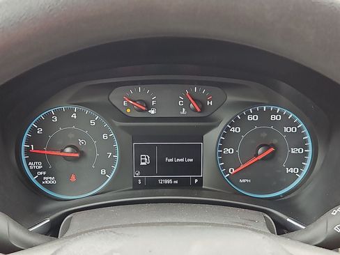 Used 2021 Chevrolet Equinox LS w/ LS Convenience Package FWD image 29