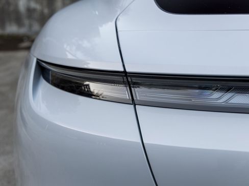 Certified 2024 Porsche Taycan GTS image 18