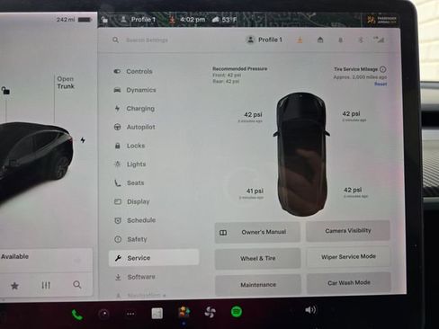 Used 2021 Tesla Model Y Long Range image 46