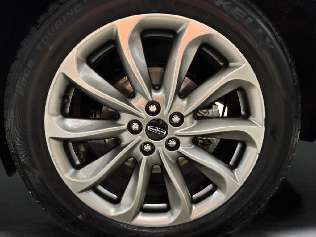 Certified 2022 Lincoln Corsair AWD w/ Premium Package image 28