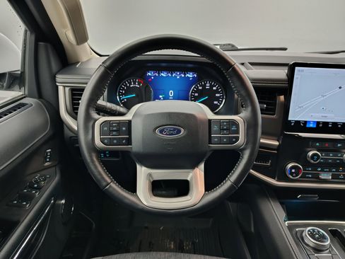 Used 2024 Ford Expedition Max XLT image 43