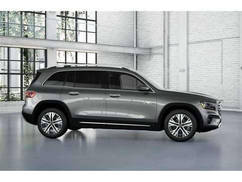 New 2026 Mercedes-Benz GLB 250 4MATIC image 15
