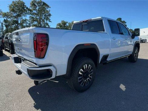 New 2026 GMC Sierra 2500 Denali Ultimate w/ Max Trailering Package image 8