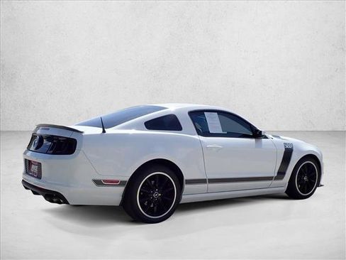 Used 2013 Ford Mustang Boss 302 image 4