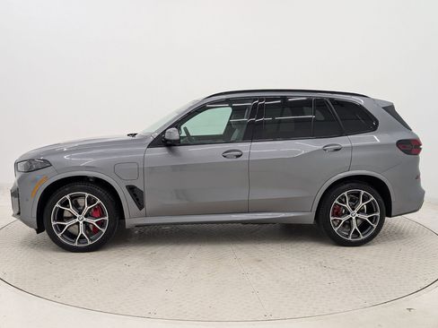 Used 2026 BMW X5 xDrive50e w/ M Sport Package AWD/4WD image 2