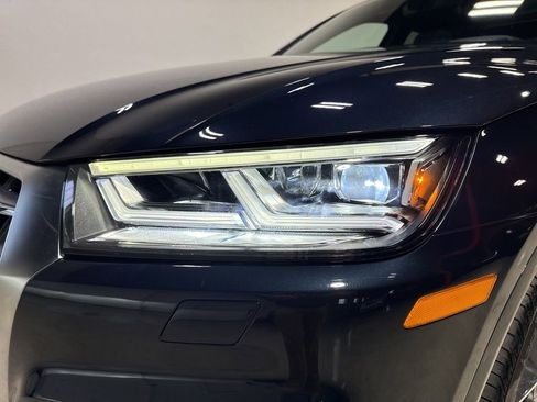 Used 2018 Audi SQ5 Prestige w/ Prestige Package image 12