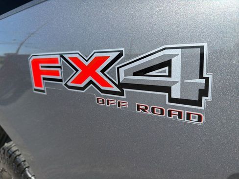 Used 2024 Ford F250 XLT w/ FX4 Off-Road Package AWD/4WD image 16