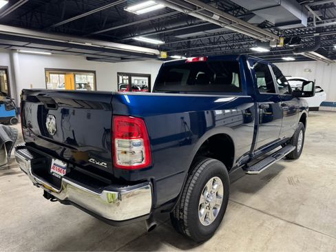 Used 2024 RAM 2500 Big Horn w/ Heated Seats & Wheel Group image 4