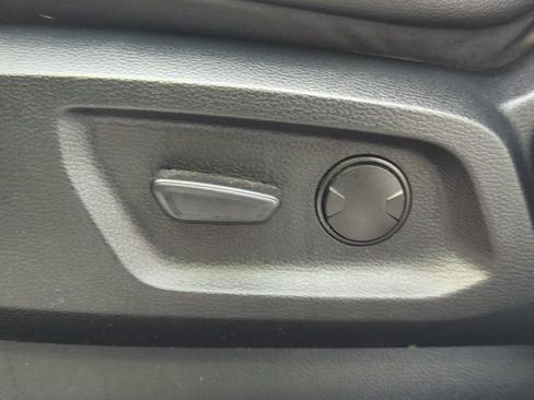 Used 2020 Ford Ranger Lariat w/ Technology Package image 9