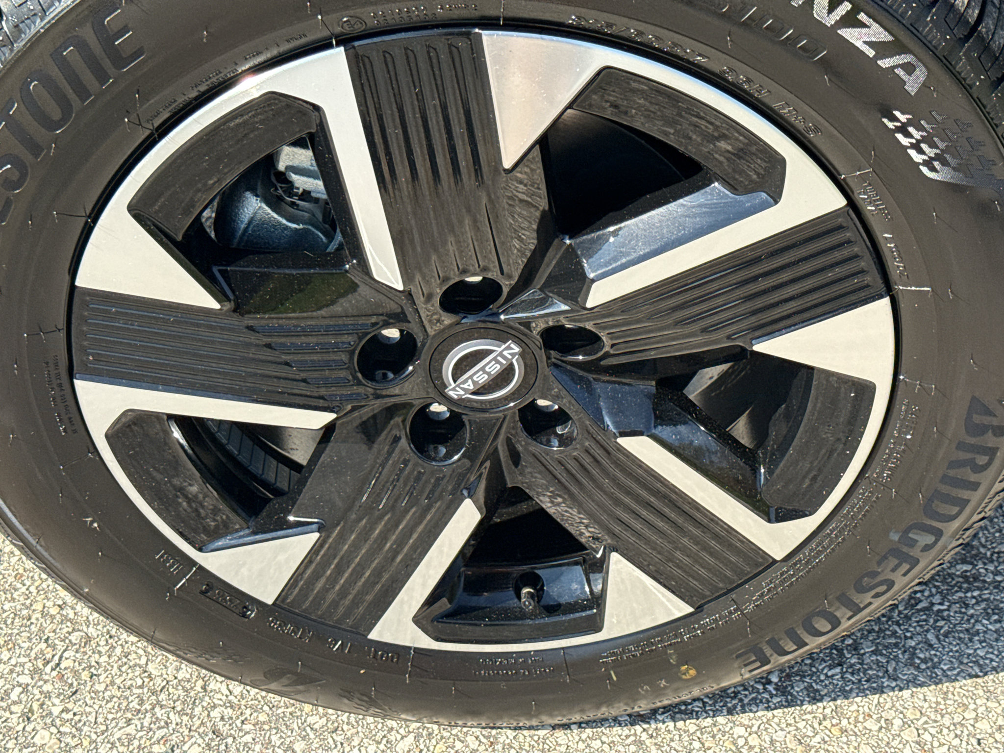 New 2027 Nissan Kicks SV AWD/4WD image 21