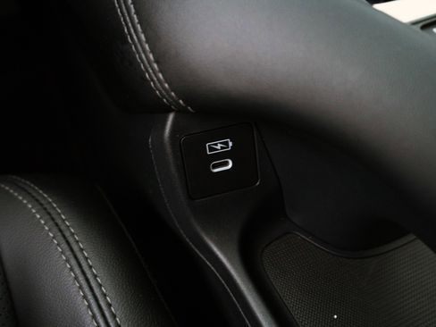 Certified 2025 Honda HR-V EX-L image 29