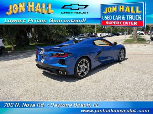 Used 2021 Chevrolet Corvette Stingray Premium Conv w/ Z51 Performance Package RWD image 9