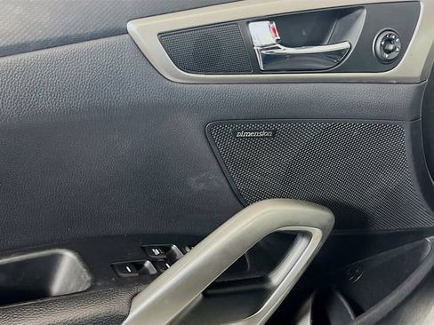 Used 2016 Hyundai Veloster w/ Option Group 02 FWD image 18