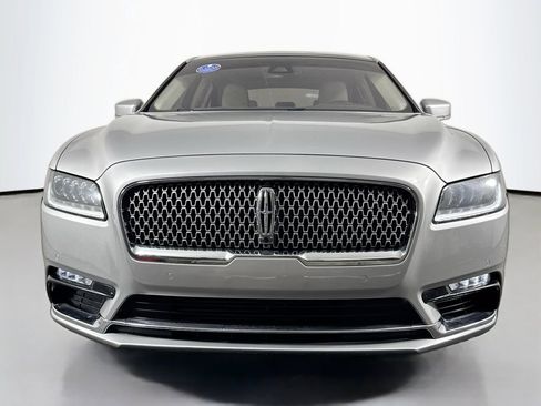 Used 2018 Lincoln Continental Black Label FWD image 2