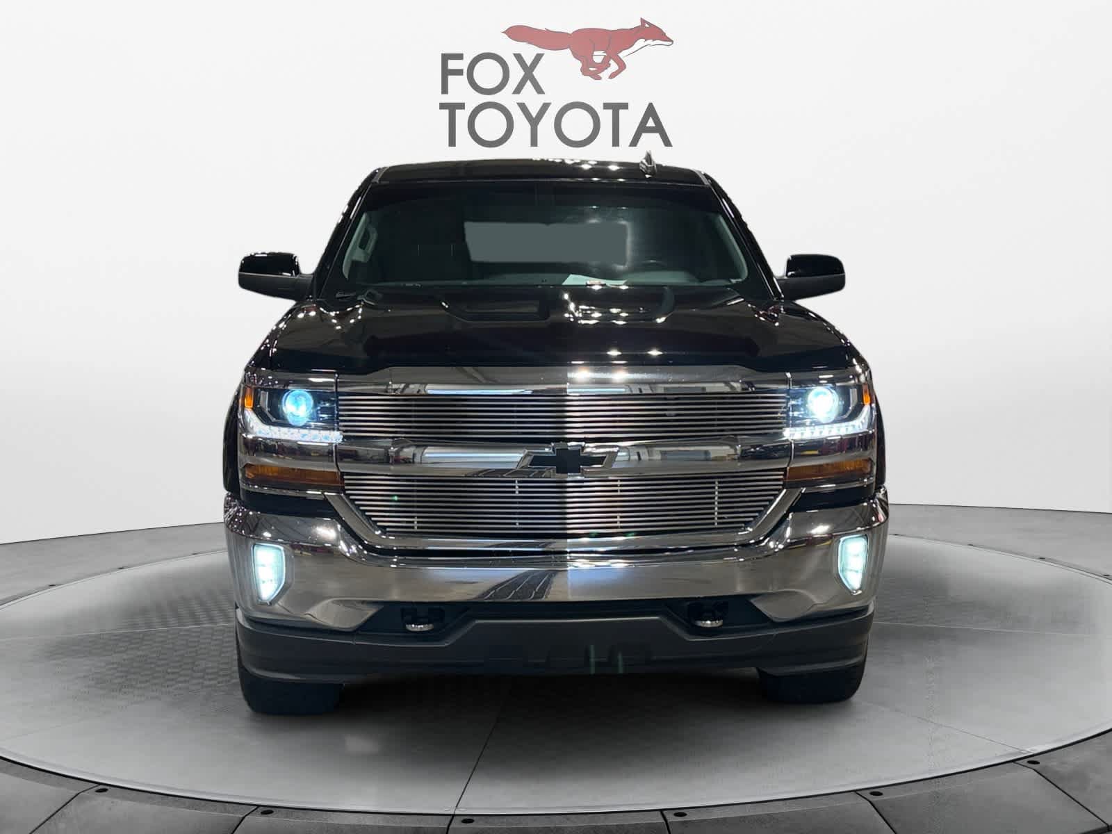 Used 2018 Chevrolet Silverado 1500 LT w/ LPO, Chrome Package AWD/4WD image 9