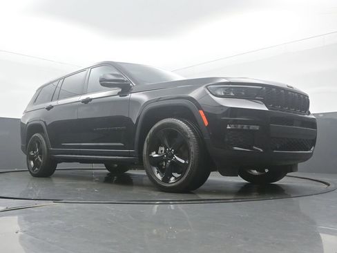 Used 2024 Jeep Grand Cherokee L Limited w/ Luxury Tech Group II AWD/4WD image 55