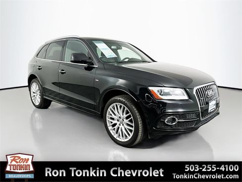 Used 2017 Audi Q5 2.0T Premium Plus w/ Technology Package AWD/4WD image 1