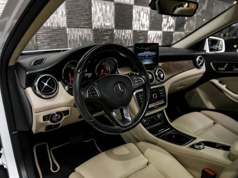 Used 2019 Mercedes-Benz GLA 250 image 3