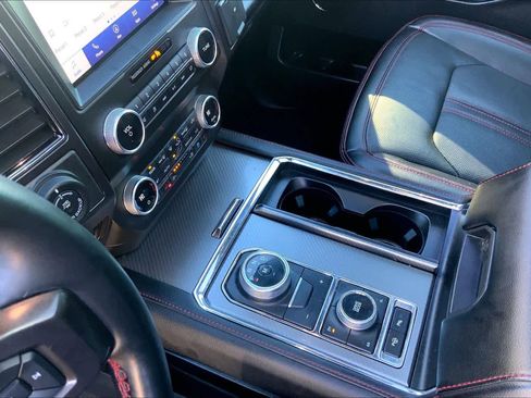 Certified 2021 Ford Expedition Limited image 16