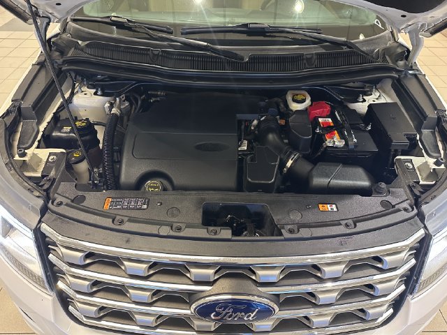 Certified 2017 Ford Explorer Limited AWD/4WD image 31